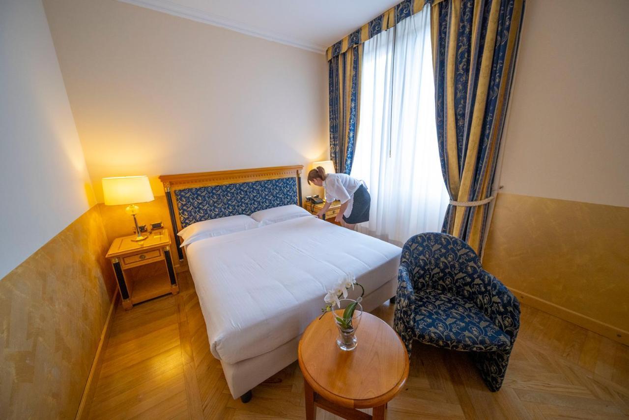 Andreola Central Hotel Milano Ngoại thất bức ảnh