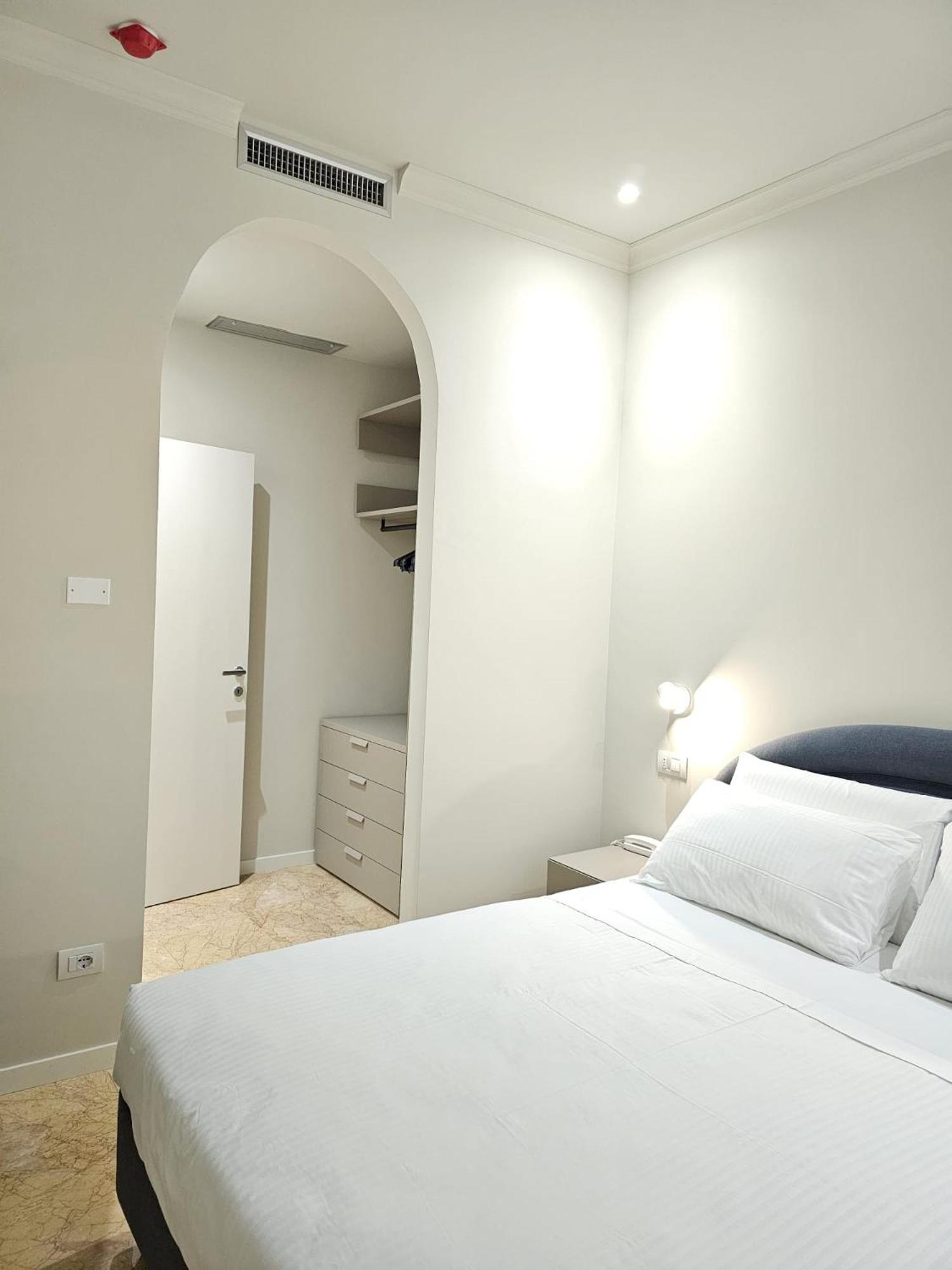 Andreola Central Hotel Milano Ngoại thất bức ảnh