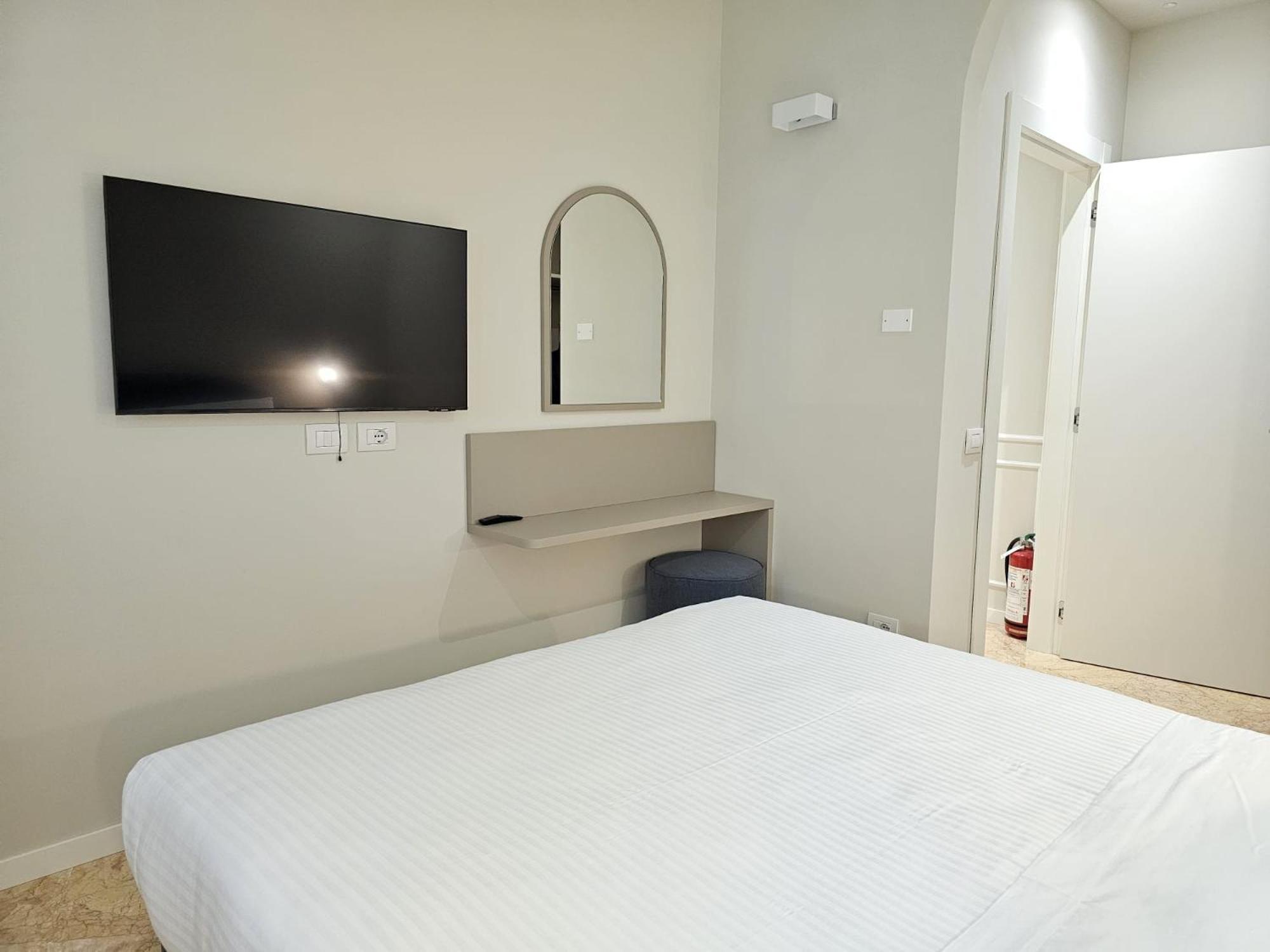 Andreola Central Hotel Milano Ngoại thất bức ảnh