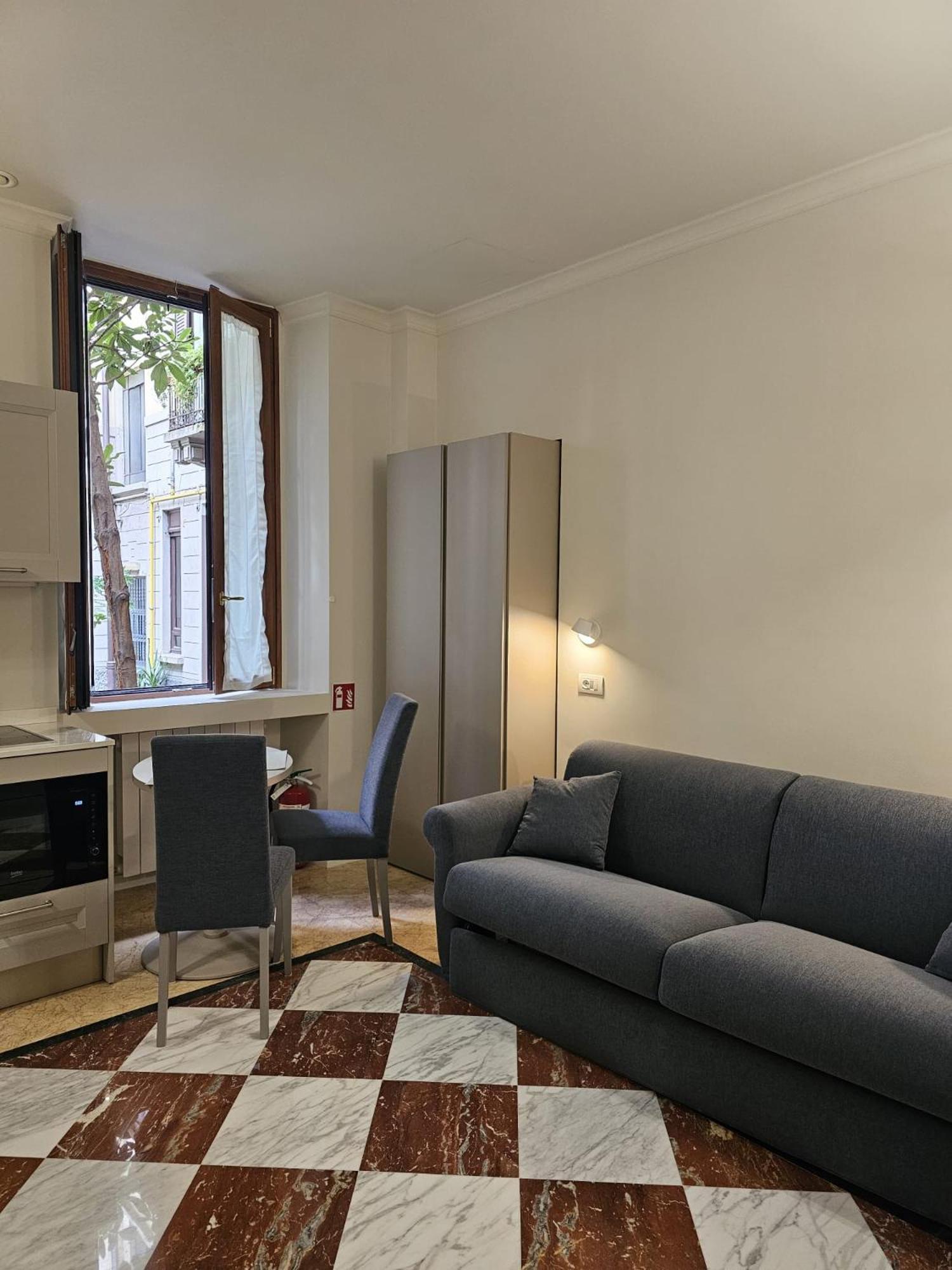 Andreola Central Hotel Milano Ngoại thất bức ảnh